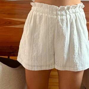 White Eyelet Embroidered Women Shorts Boho Lace Elastic Waist | Small | Luc-ce